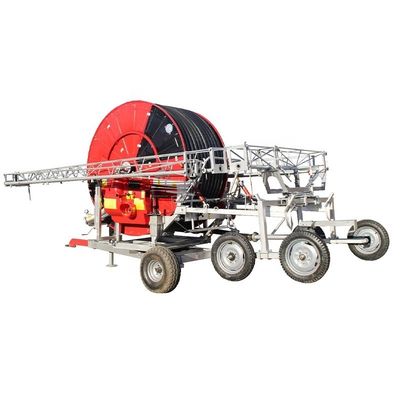 Innovador sistema de riego con bobina de manguera de 2300 KG para rociadores móviles