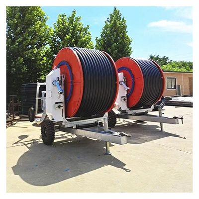 Innovador sistema de riego con bobina de manguera de 2300 KG para rociadores móviles