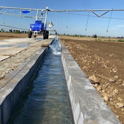 30 hectáreas de granjas Sistema de riego pivotal con bajo consumo de energía y material metálico