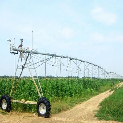 2023 Riego de movimiento lateral Alta rigidez 3800 KG Sistema de riego por pivote central para motores automáticos