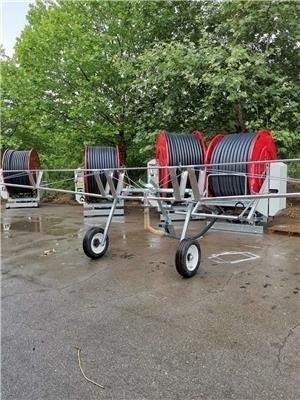 86 KG Sistema de riego de bobina de manguera de rocío ajustable Potente y versátil Solución de riego automático avanzado IoT Truss