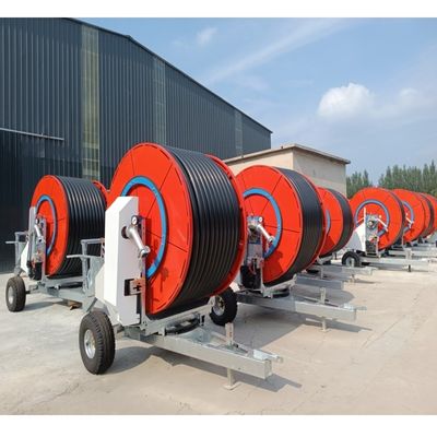 Máquina de riego automática para granjas con manguera de agua de viaje con bobina de turbina para granjas