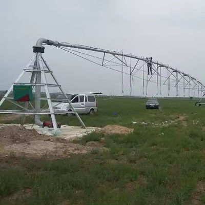 2200 KG Diseño Automático Sistema de riego por eje central Arma de lluvia Máquina de riego de Shandong