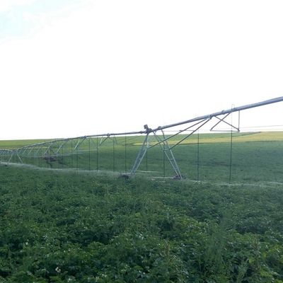 Max Choice Farms Center Sistema de riego pivotal para el año 2025 Moderno de limpieza de metal Tipo de superficie de entrenamiento caliente desde arriba