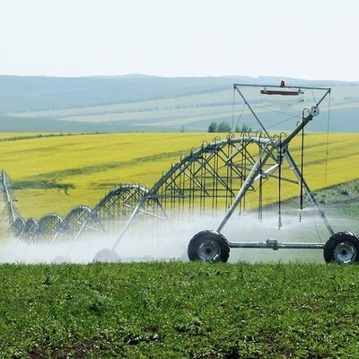 PrimePivot SuperPivot PowerPivot Sistema de riego agrícola de próxima generación