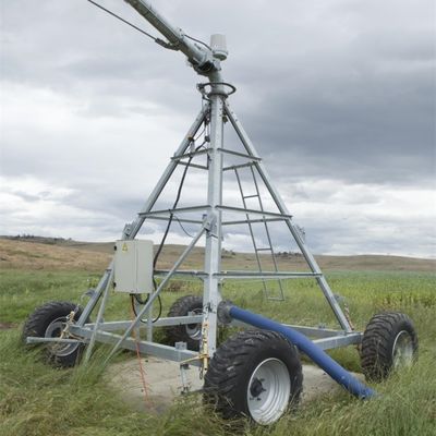 Centro de ahorro de agua Sistema de riego pivotal para tecnología agro-auto-solar
