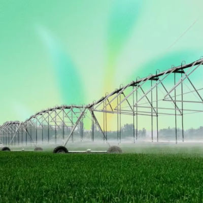 230 KG SISTEMA DE IRRIGACIÓNPivot central para las operaciones agrícolas Reducir el uso de agua