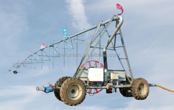 2024 Vendedor líder Sistema de riego de granja lineal lateral automático para jardín de dos/cuatro ruedas con material metálico