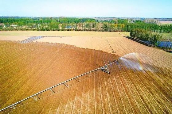 Pivot central personalizable La solución definitiva para ahorrar agua para las operaciones agrícolas de rendimiento y restaurantes