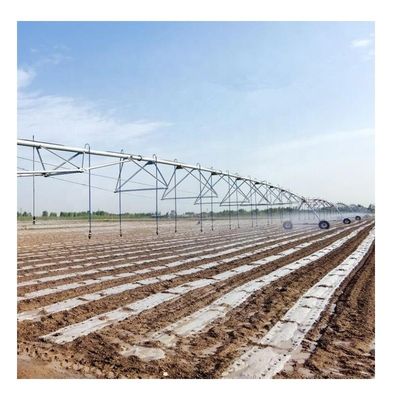 Sistema de riego por eje central móvil a gran escala 5-150ha/10-500acre para una distribución óptima del agua en la agricultura