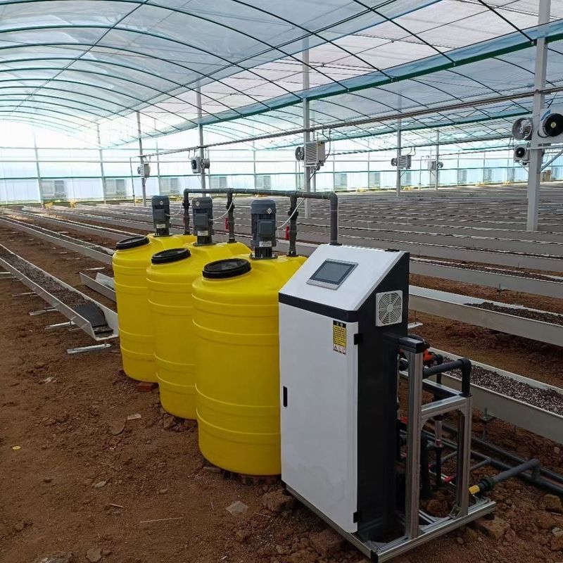 Máquina integrada inteligente de fertilizantes y agua 80 KG Equipo de riego por goteo para riego de huertos agrícolas